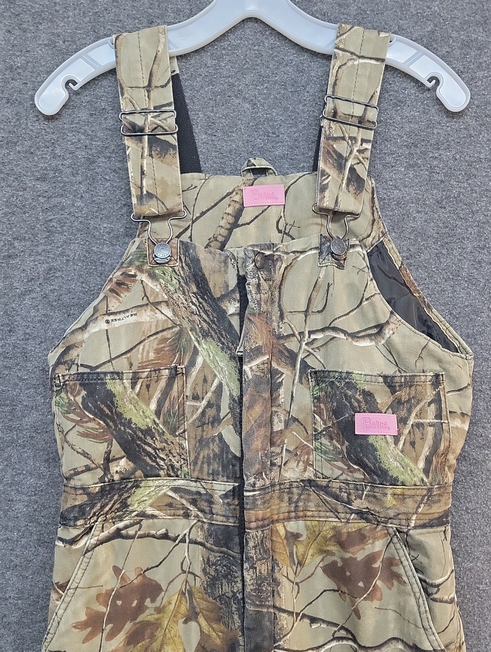 Berne Insulated Camo Bibs Ladies Size 6-8 ~ Short Inseam 26"~ Side Zip Legs - Picture 3 of 15